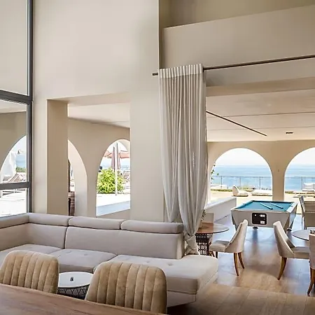 Hotel Golden Mare 4*